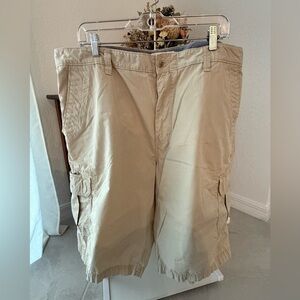 Men's Khaki Cargo Shorts by Joseph Abboud - Size 42 - Worn Only Once!